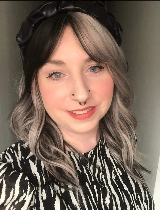 Domino black and silver synthetic wig - Keshleysheadshop