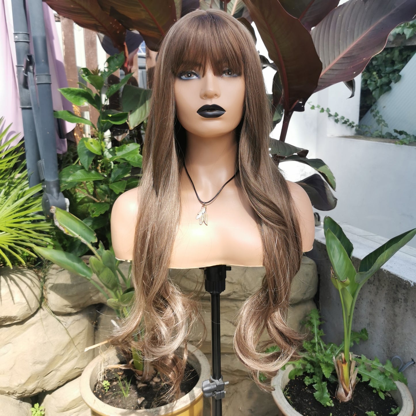 Hot Toffee Medium brown and blonde synthetic wig - Keshleysheadshop