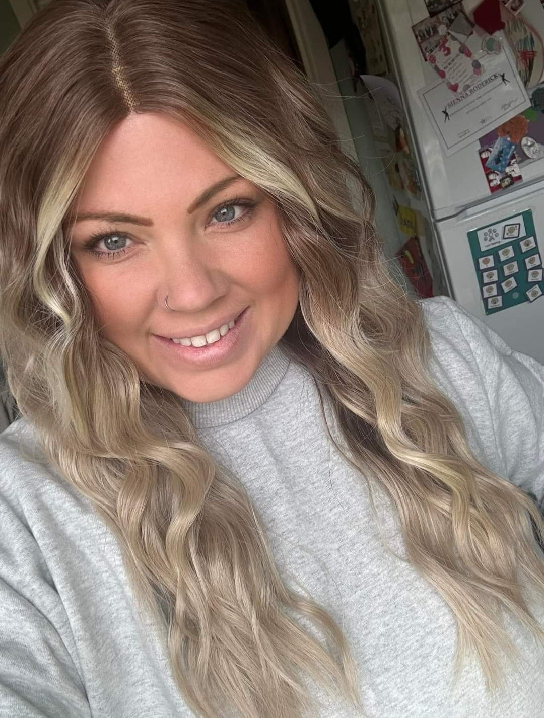 Kesha blonde synthetic wig - Keshleysheadshop