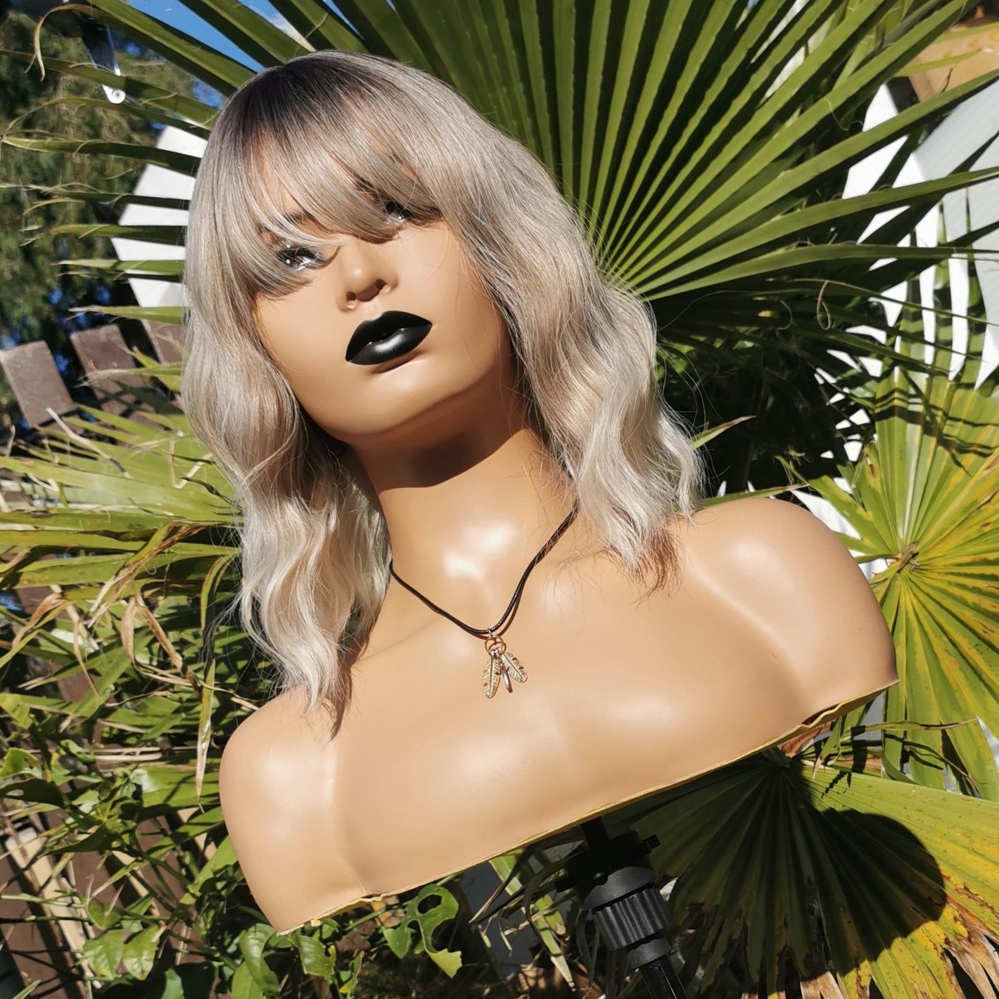 Sassy blonde synthetic wig - Keshleysheadshop