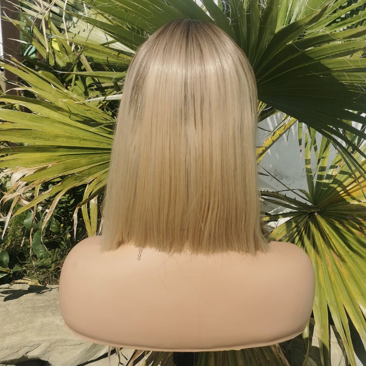 Bang Tidy blonde synthetic wig - Keshleysheadshop
