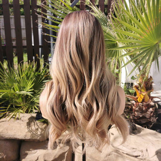 Olivia blonde and brown synthetic wig - Keshleysheadshop