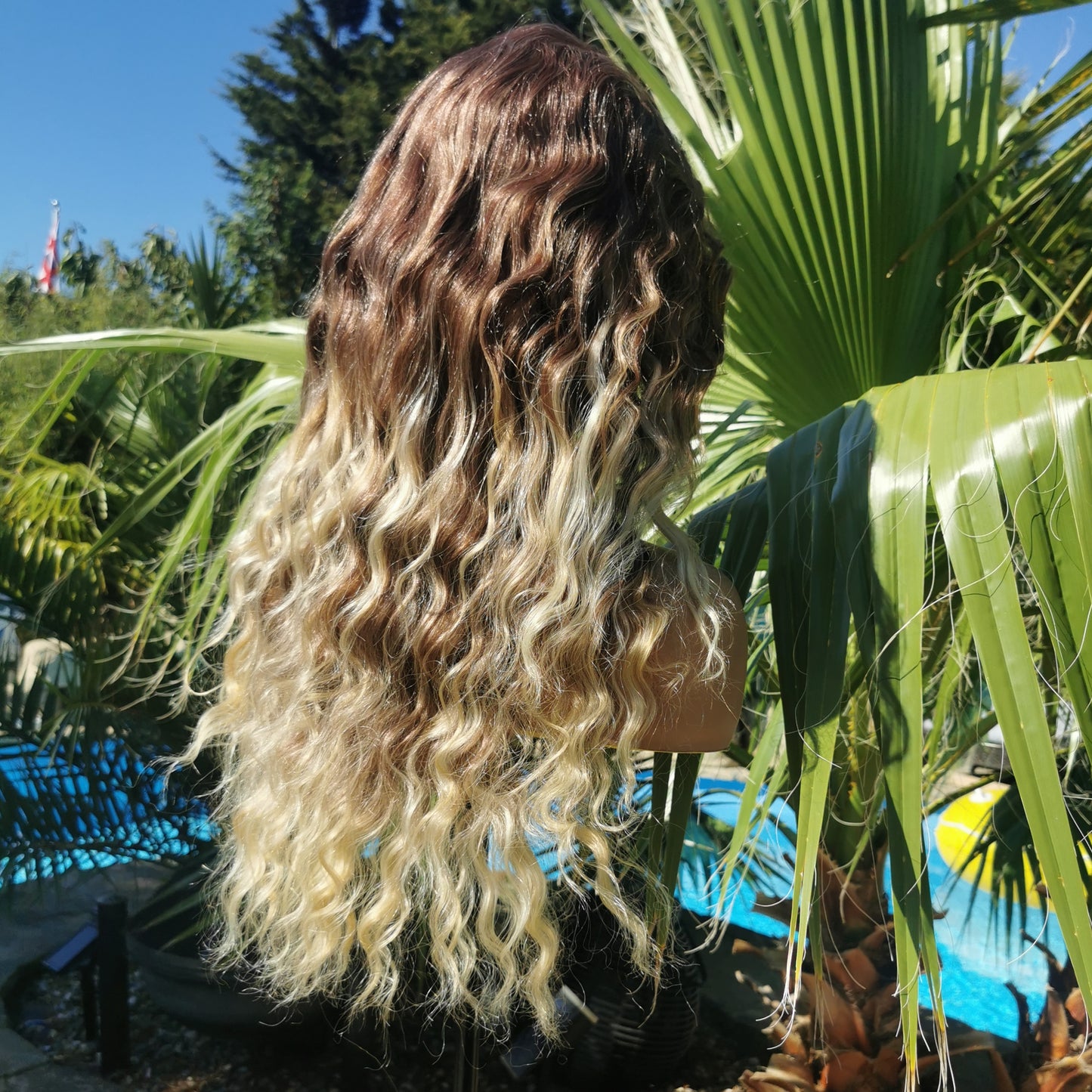 Wilderness Brown and blonde synthetic wig - Keshleysheadshop