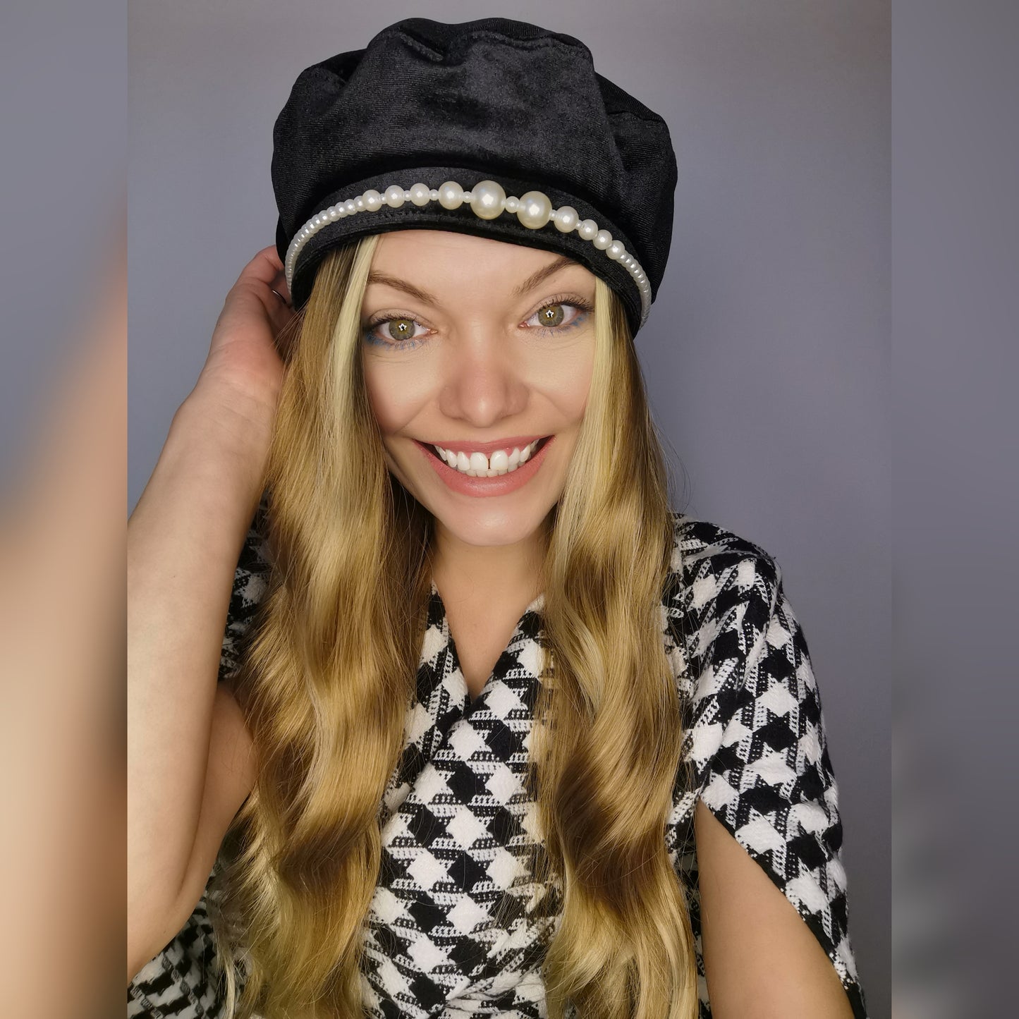 Pearl Velvet Beret Hat - Keshleysheadshop